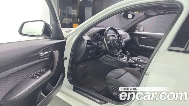 BMW 1-Series 2017 thumb 10