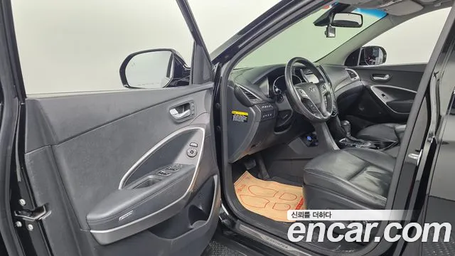 Hyundai Santa Fe 2015 thumb 9