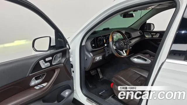 Mercedes-Benz GLS 2020 thumb 10