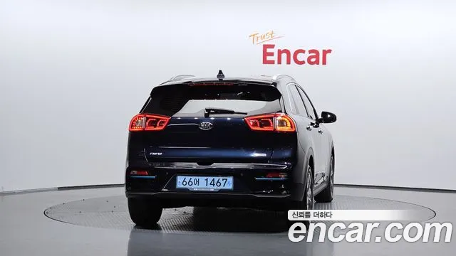 Kia Niro 2018 thumb 4