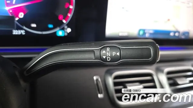 Mercedes-Benz GLS 2024 thumb 9