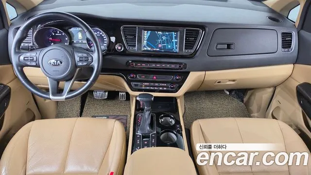 Kia Carnival 2018 thumb 7