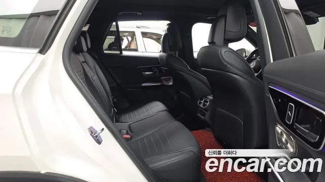 Mercedes-Benz GLC 2023 thumb 12