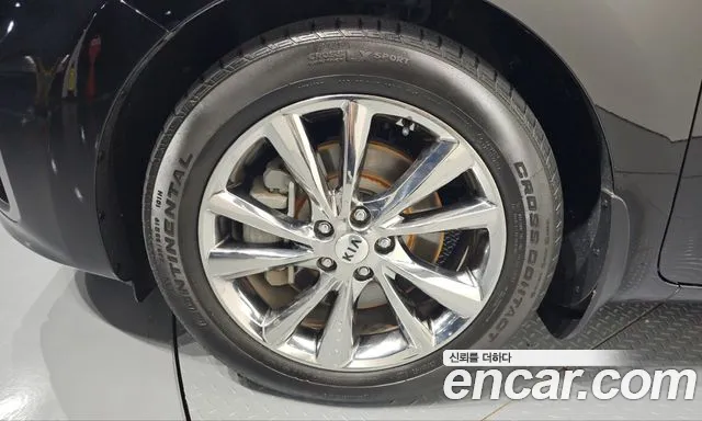 Kia Carnival 2018 thumb 4
