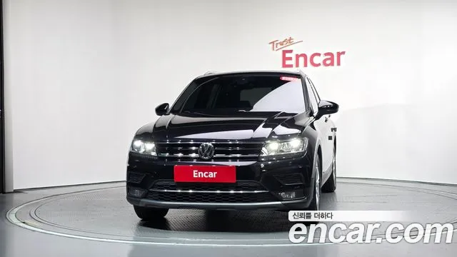 Volkswagen Tiguan 2020 thumb 2