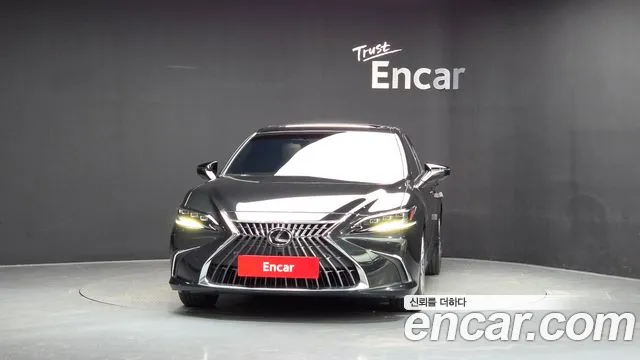 Lexus ES 2023 thumb 3