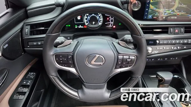 Lexus ES 2023 thumb 12