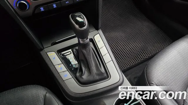 Hyundai Avante 2016 thumb 9