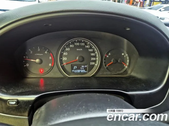 Hyundai Starex 2016 thumb 10