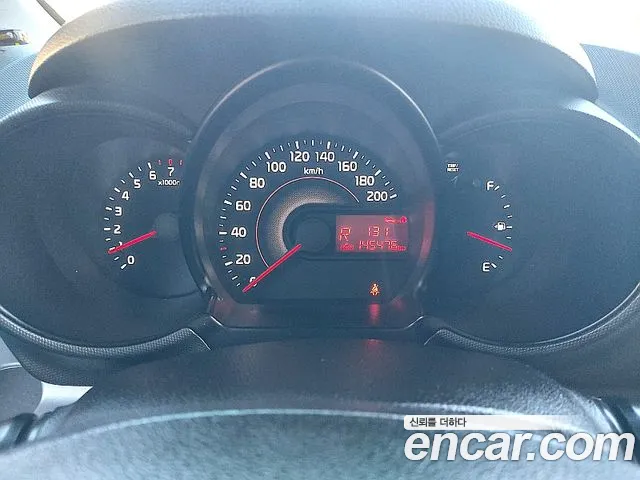 Kia Ray 2017 thumb 7