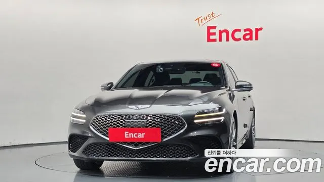 Genesis G70 2022 thumb 3