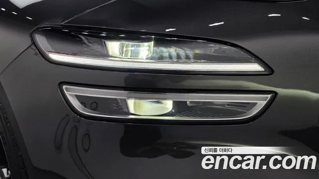 Genesis G70 2022 thumb 6