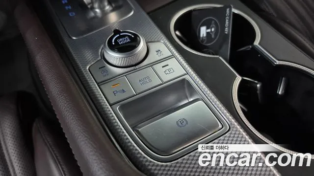 Genesis G70 2022 thumb 9