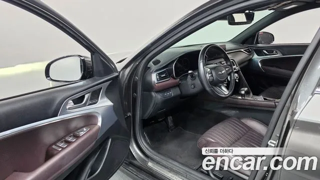 Genesis G70 2022 thumb 10