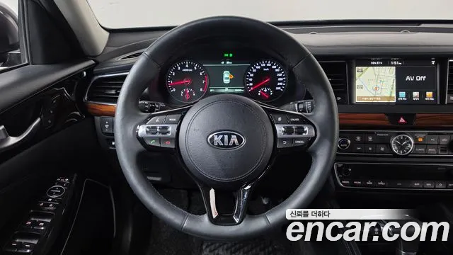 Kia K7 2017 thumb 12