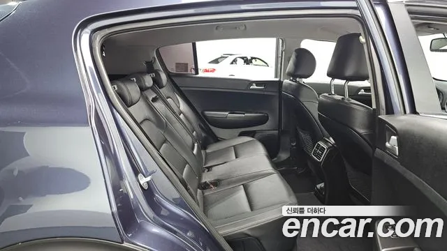Kia Sportage 2018 thumb 11