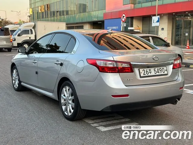 Renault-KoreaSamsung SM5 2011 thumb 3