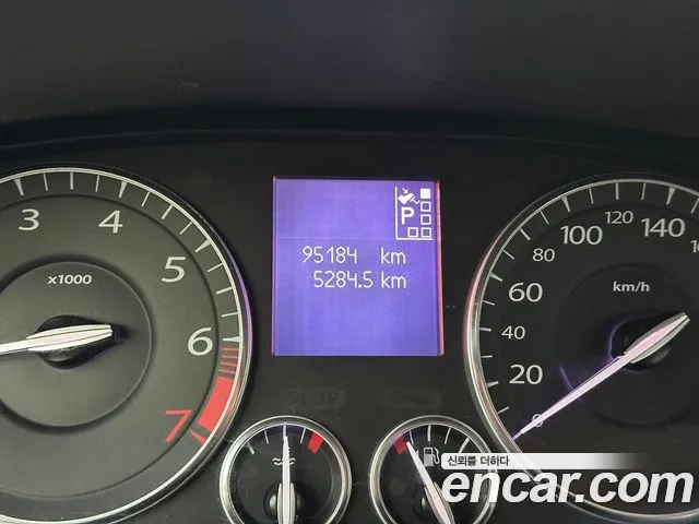 Renault-KoreaSamsung SM5 2011 thumb 7