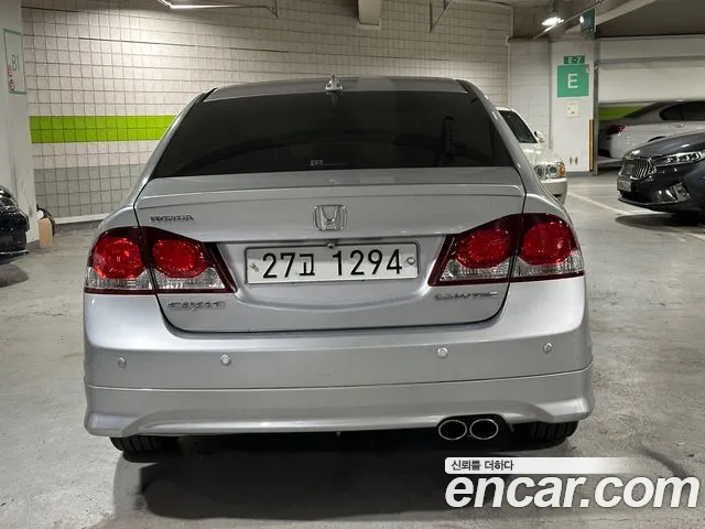 Honda Civic 2009 thumb 4