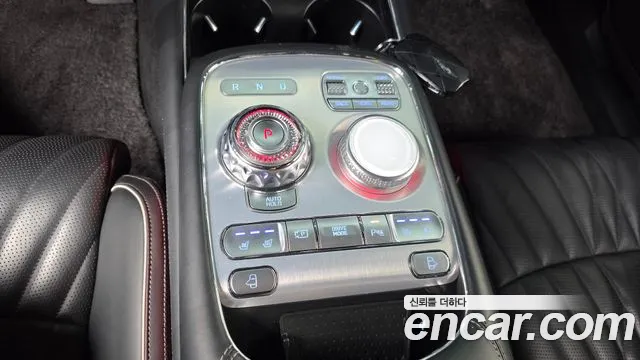 Genesis G90 2022 thumb 9