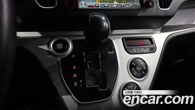 Kia Ray 2015 thumb 9