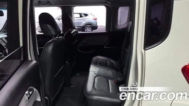 Kia Ray 2015 thumb 12