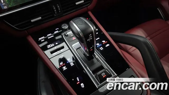 Porsche Cayenne 2020 thumb 9