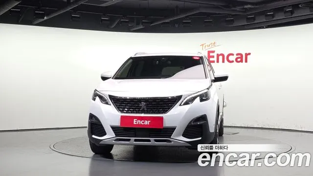 Peugeot 5008 2018 thumb 3