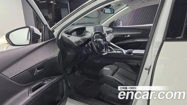 Peugeot 5008 2018 thumb 10