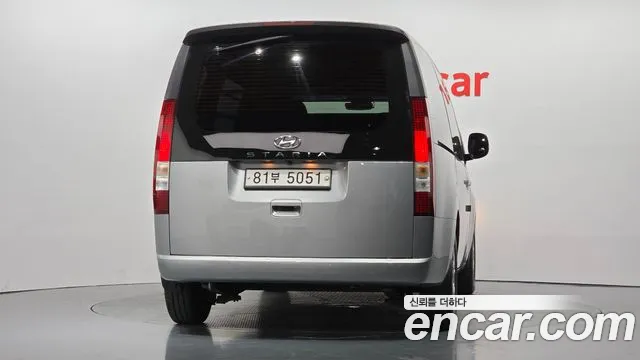 Hyundai Staria 2021 thumb 4