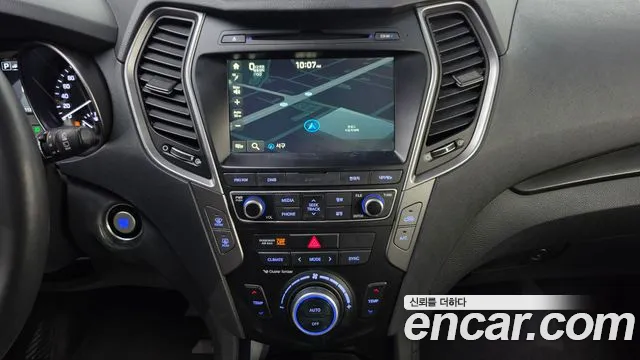 Hyundai Santa Fe 2015 thumb 12