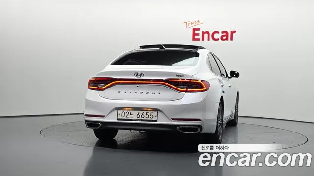 Hyundai Grandeur 2017 thumb 4