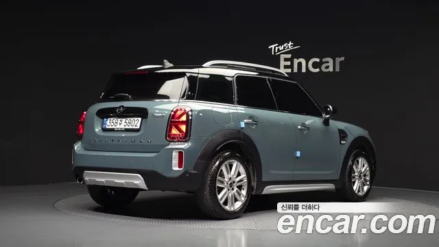 MINI Countryman 2023 thumb 2