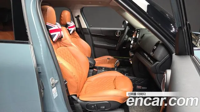 MINI Countryman 2023 thumb 11