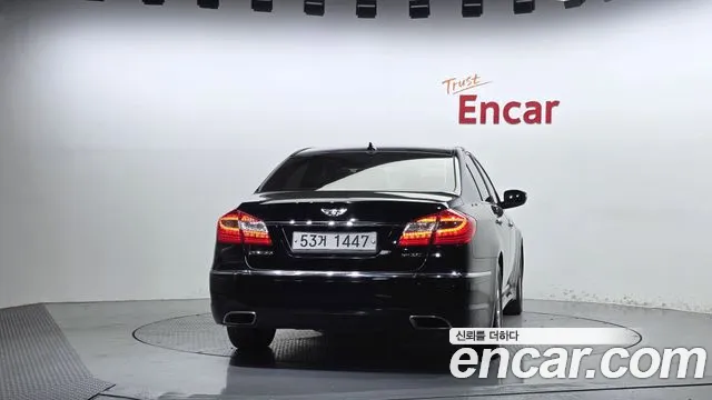Hyundai Genesis 2013 thumb 4