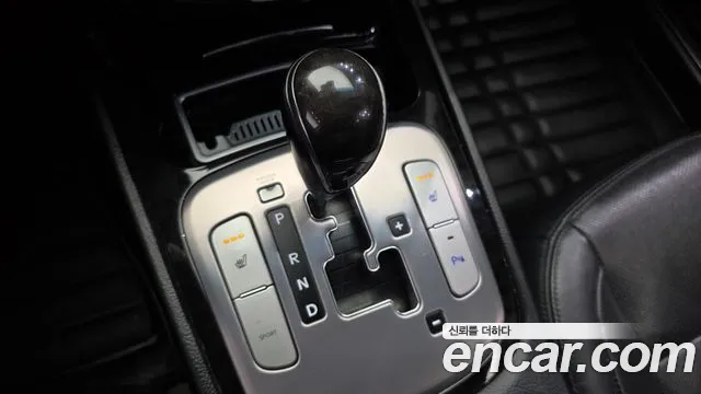 Hyundai Genesis 2013 thumb 9
