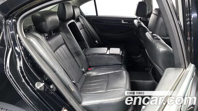 Hyundai Genesis 2013 thumb 12