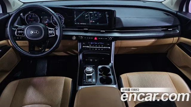 Kia Carnival 2021 thumb 7