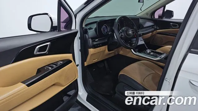 Kia Carnival 2021 thumb 11