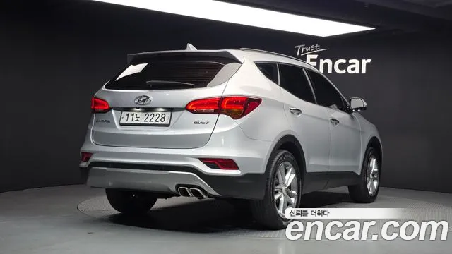 Hyundai Santa Fe 2015 thumb 2