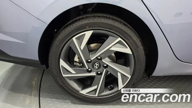 Hyundai Avante 2023 thumb 5