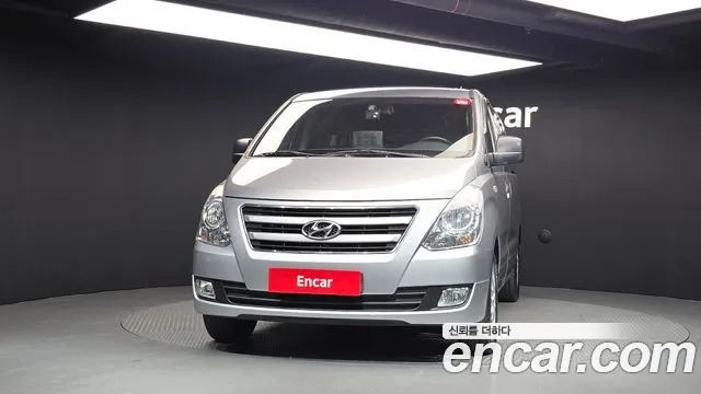 Hyundai Starex 2017 thumb 3