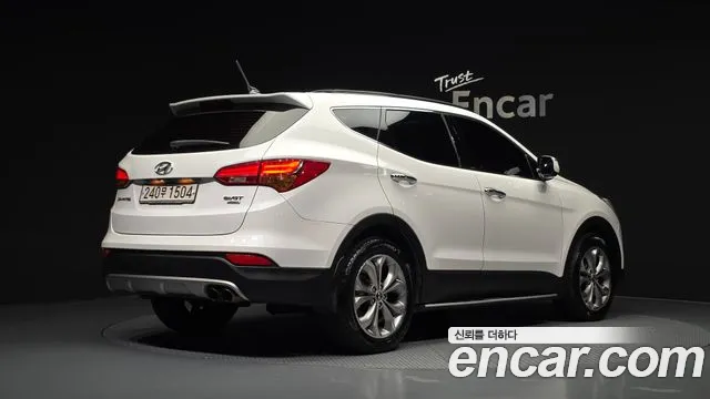 Hyundai Santa Fe 2013 thumb 2