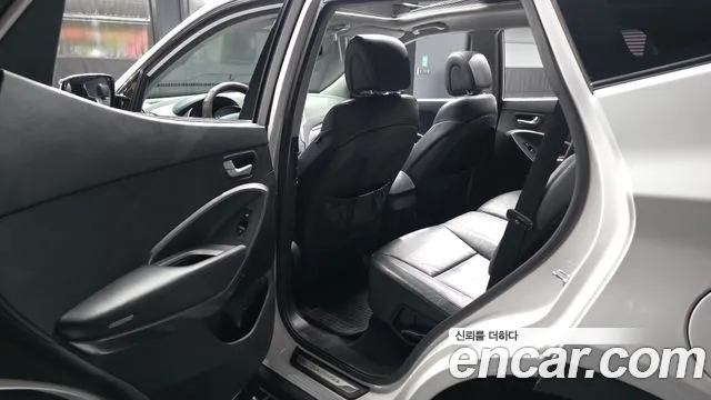 Hyundai Santa Fe 2013 thumb 12