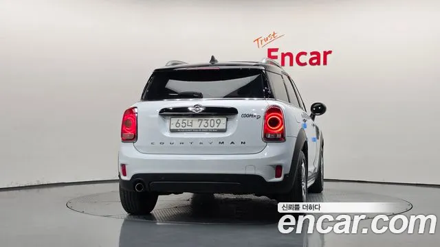 MINI Countryman 2017 thumb 4