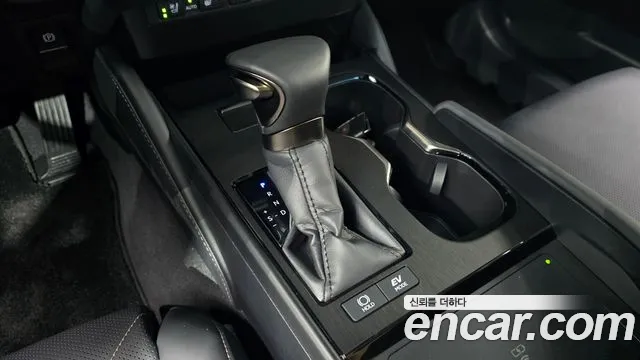 Lexus ES 2026 thumb 8