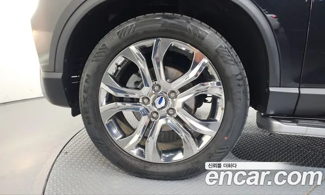 KG_Mobility_Ssangyong Rexton 2017 thumb 5