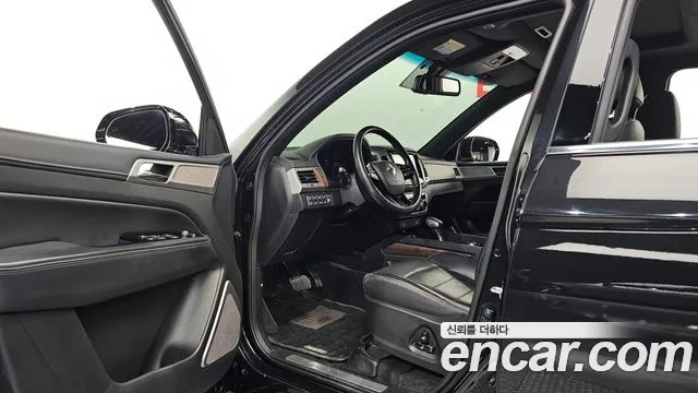 KG_Mobility_Ssangyong Rexton 2017 thumb 10