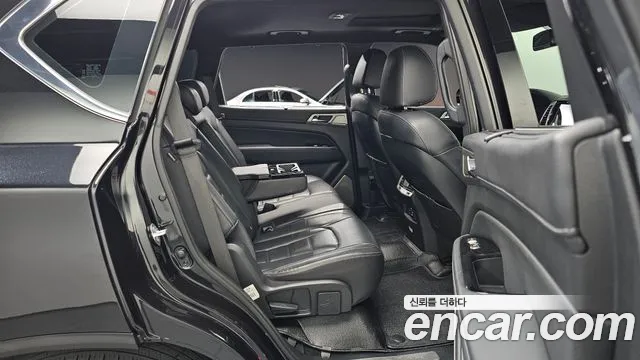 KG_Mobility_Ssangyong Rexton 2017 thumb 11