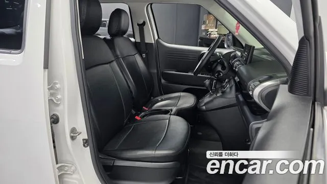 Hyundai Casper 2022 thumb 10
